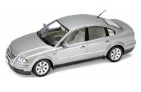 Машинка металлическая Volkswagen Sedan 1:18