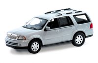 Машинка металлическая Lincoln 2005 Navigator 1:32