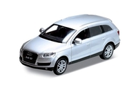 Машинка металлическая Audi Q7 1:32